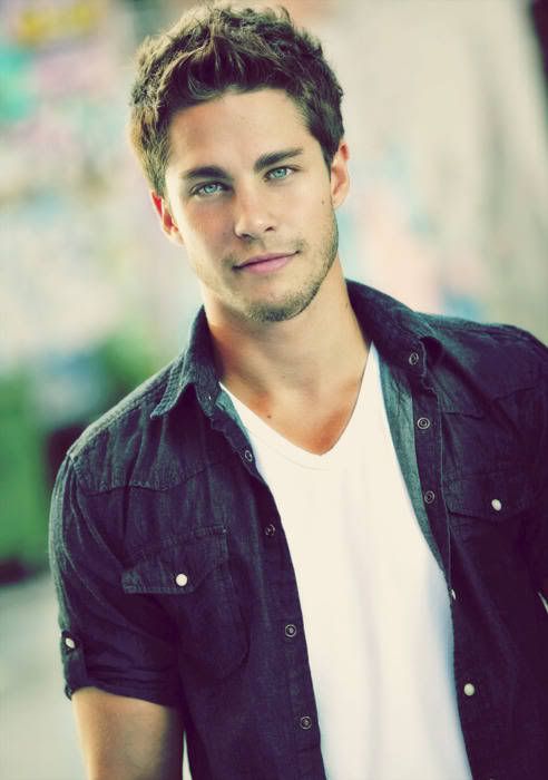 deangeyerheadshot2.jpg