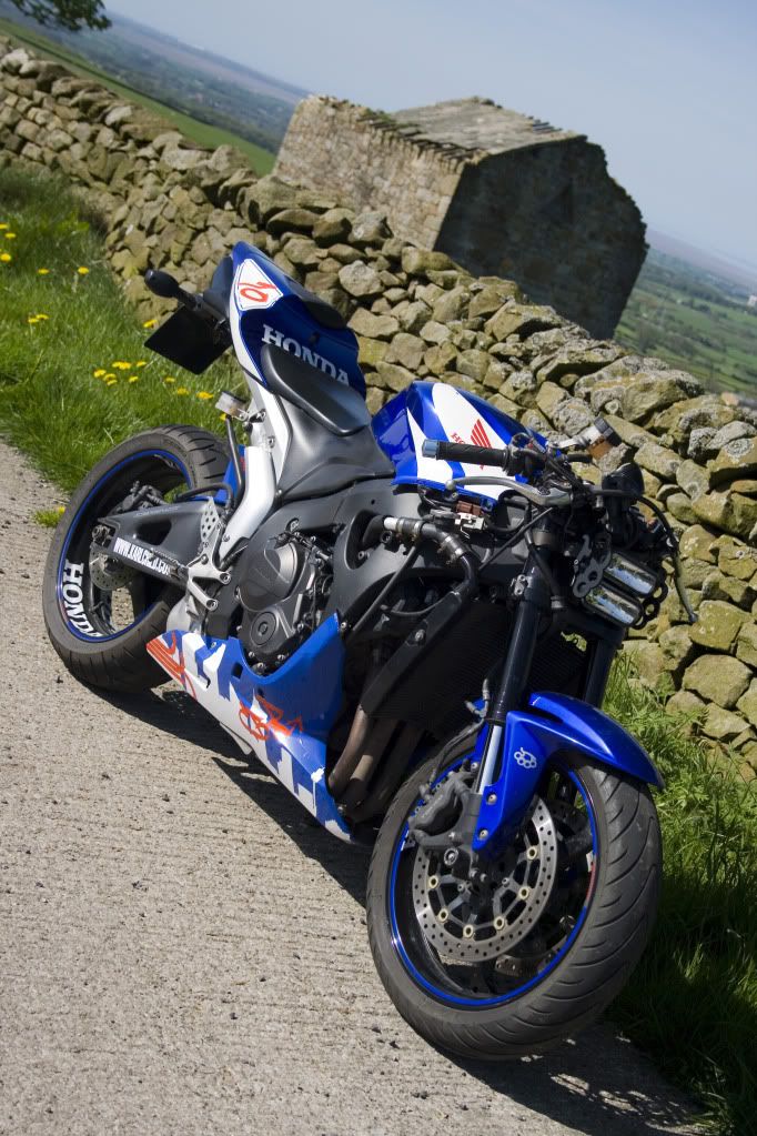 cbr1000rr street fighter