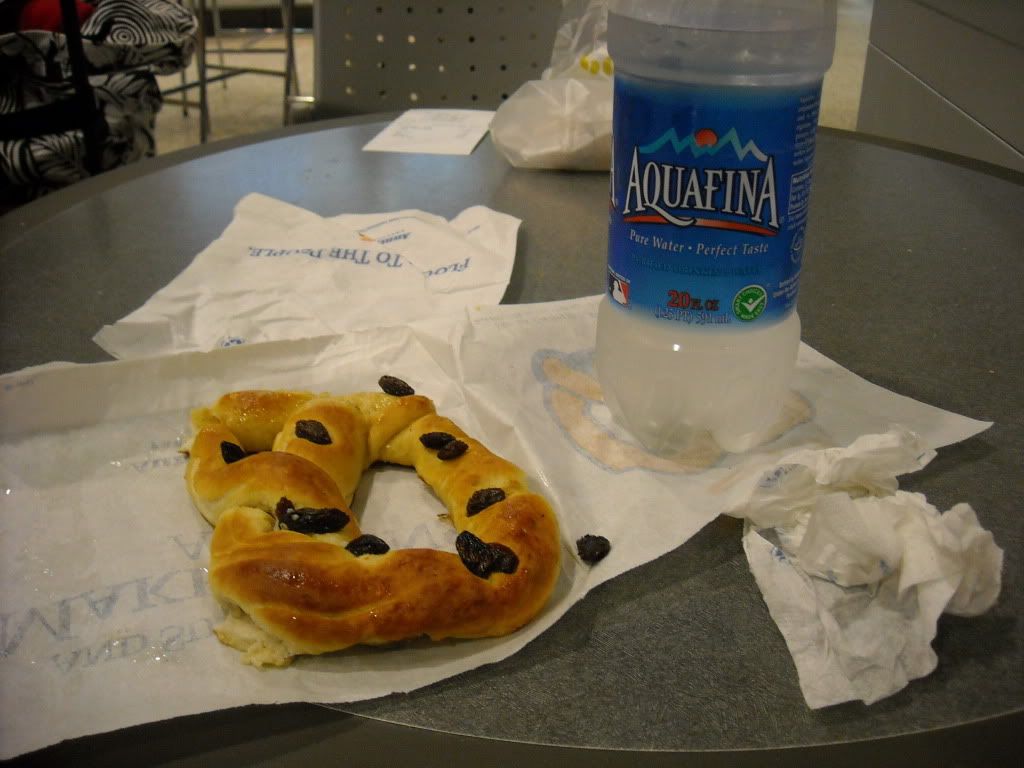 This is your birthday song, it isn't very long...... June trip report!! The DIS Disney