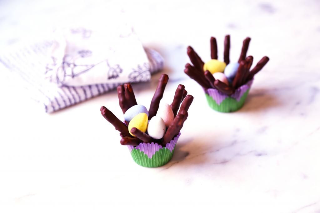 Chocolate-pretzel-easter-nests-mini-eggs4.jpg