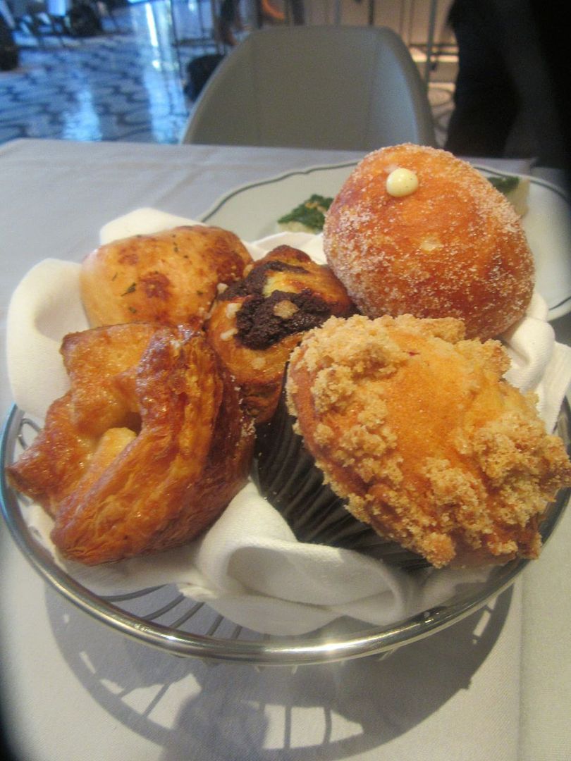 My favorite breakfast: pastries. “Five of our best,” La Sirena’s colazione menu promises.