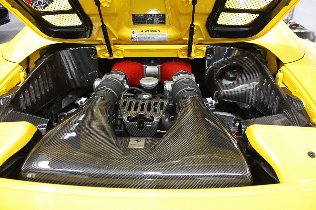 Baie-Moteur-Ferrari-458-Spider_zps6a33caf1.jpg