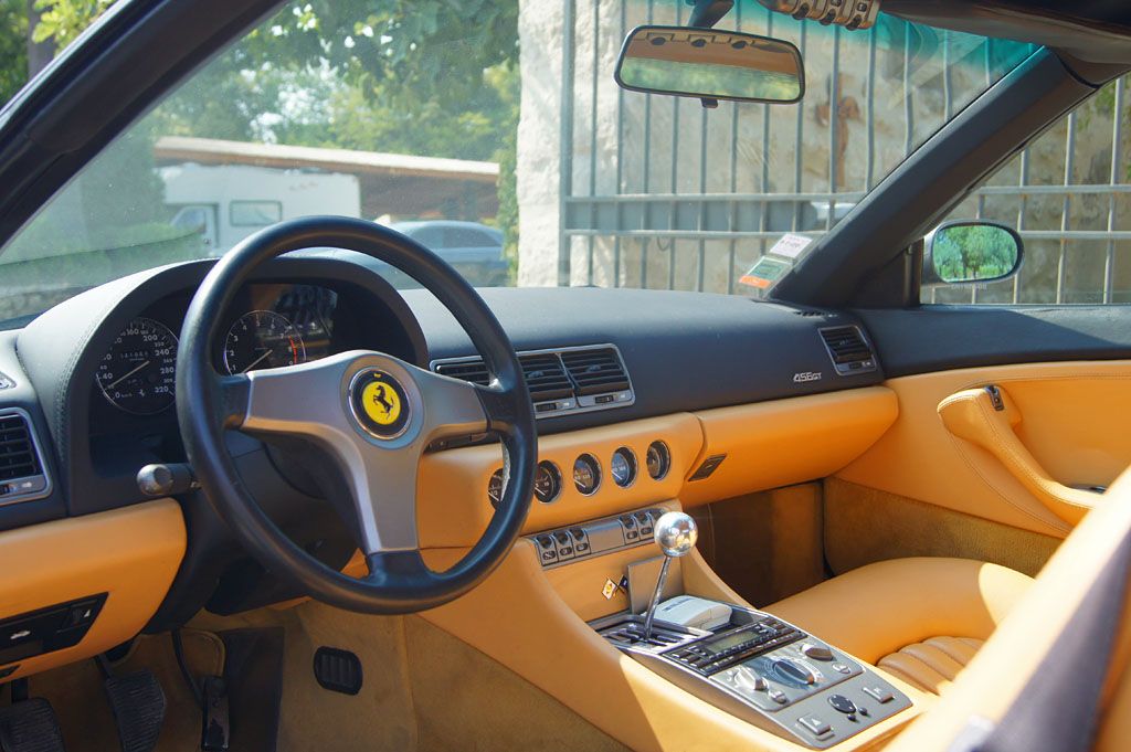 Ferrari-456-interieur-Avant_zpsb4b2b9ce.