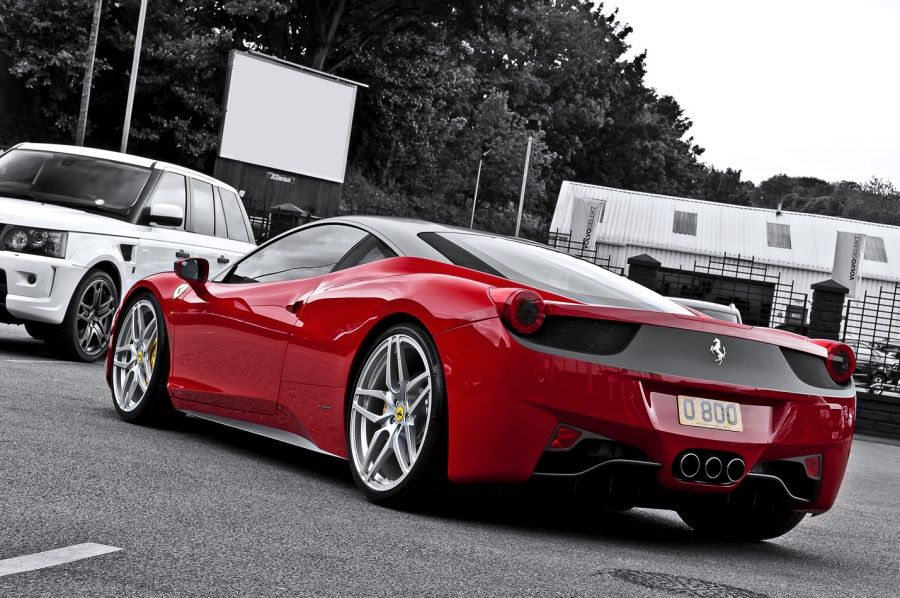 Ferrari-458-Italia-Kahn-Design-4.jpg