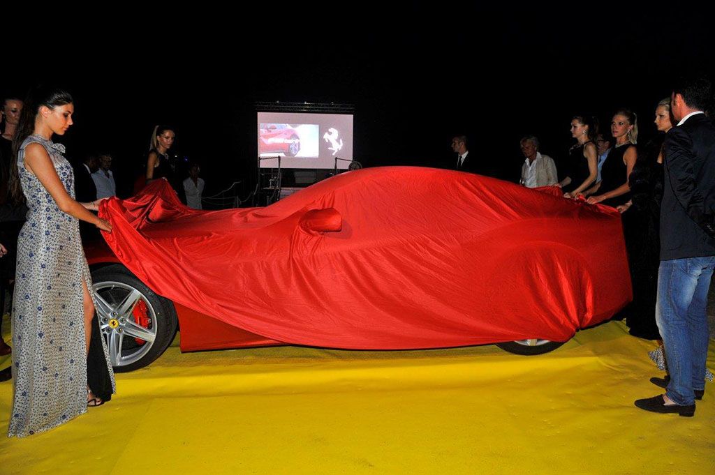 Ferrari-F12-Berlinetta-devoilee.jpg