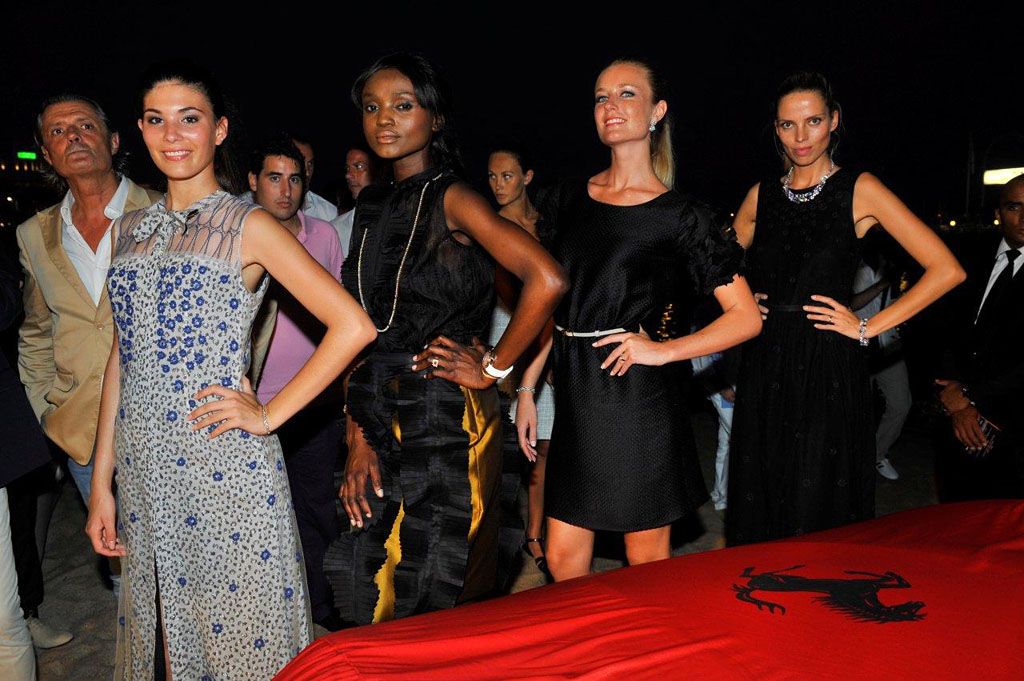 Soiree-presentation-ferrari-F12-modena-motors-cannes.jpg
