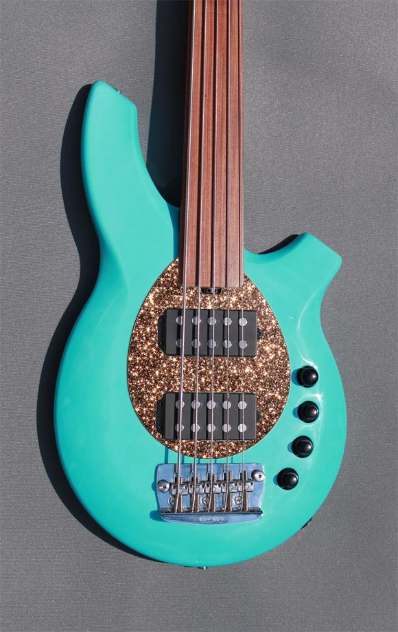 BillyBassmintbodywithBlackCopperSparkle.jpg