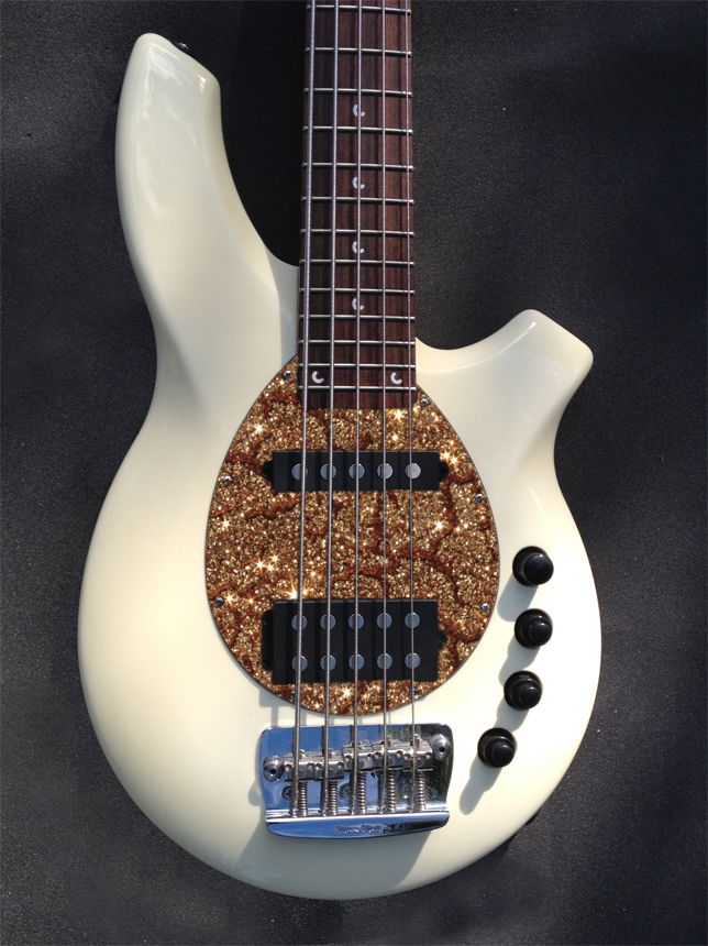 MusicManBongo5SHwithBrownCrackleGoldSparklePickguard.jpg