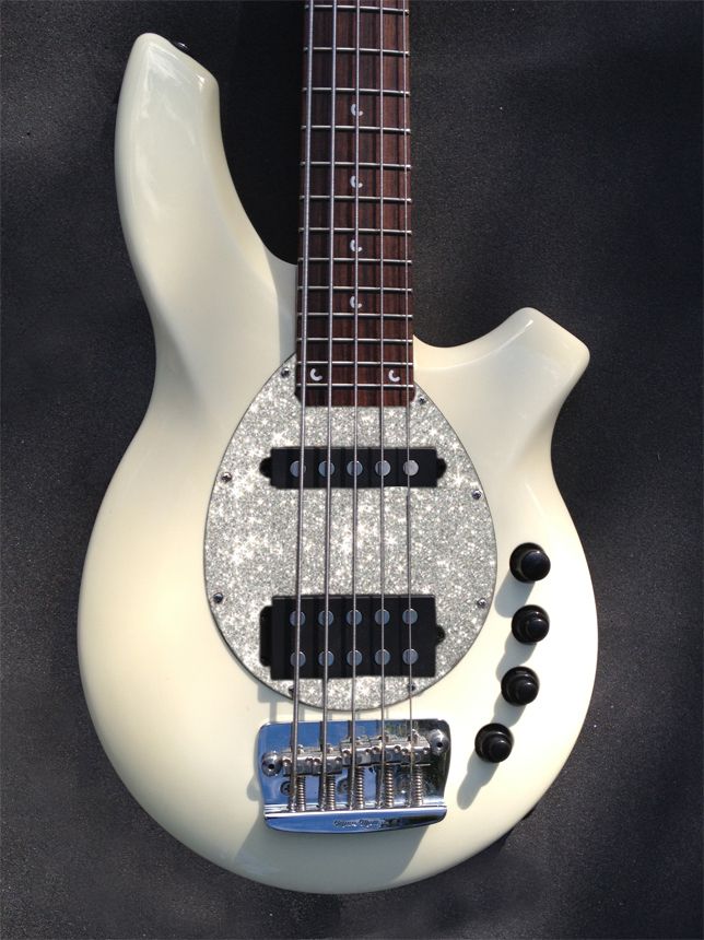 MusicManBongo5SHwithSilverSparklePickguard.jpg