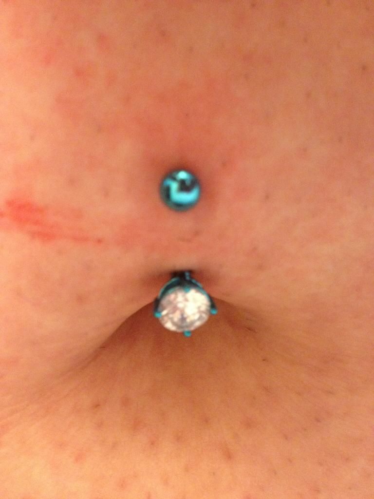 Fat girl belly button piercing