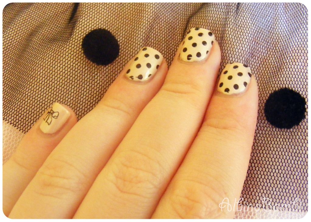 Weddingnails.jpg